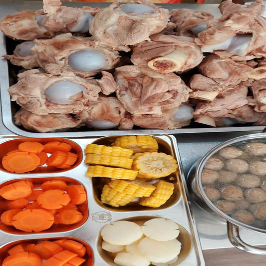 LẨU XÍ QUÁCH